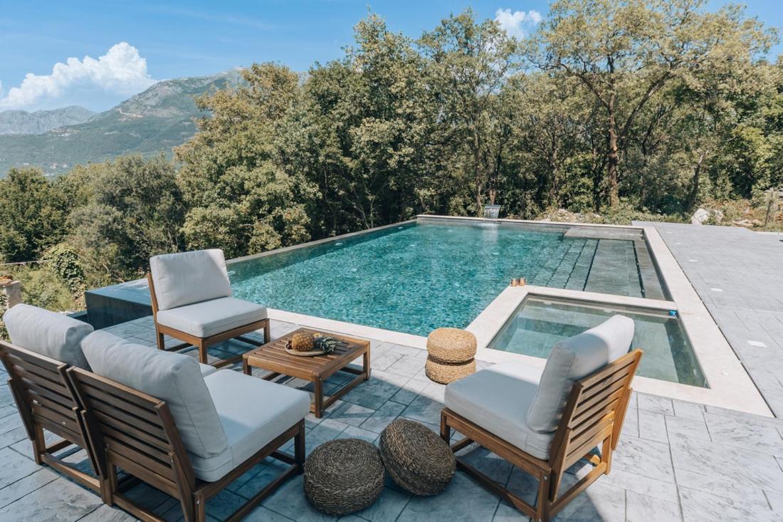 Villa Principium With Infinity Edge Pool&Hot Tub Kotor Eksteriør billede